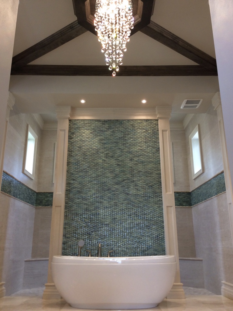 Hermitage Master Bath Tub