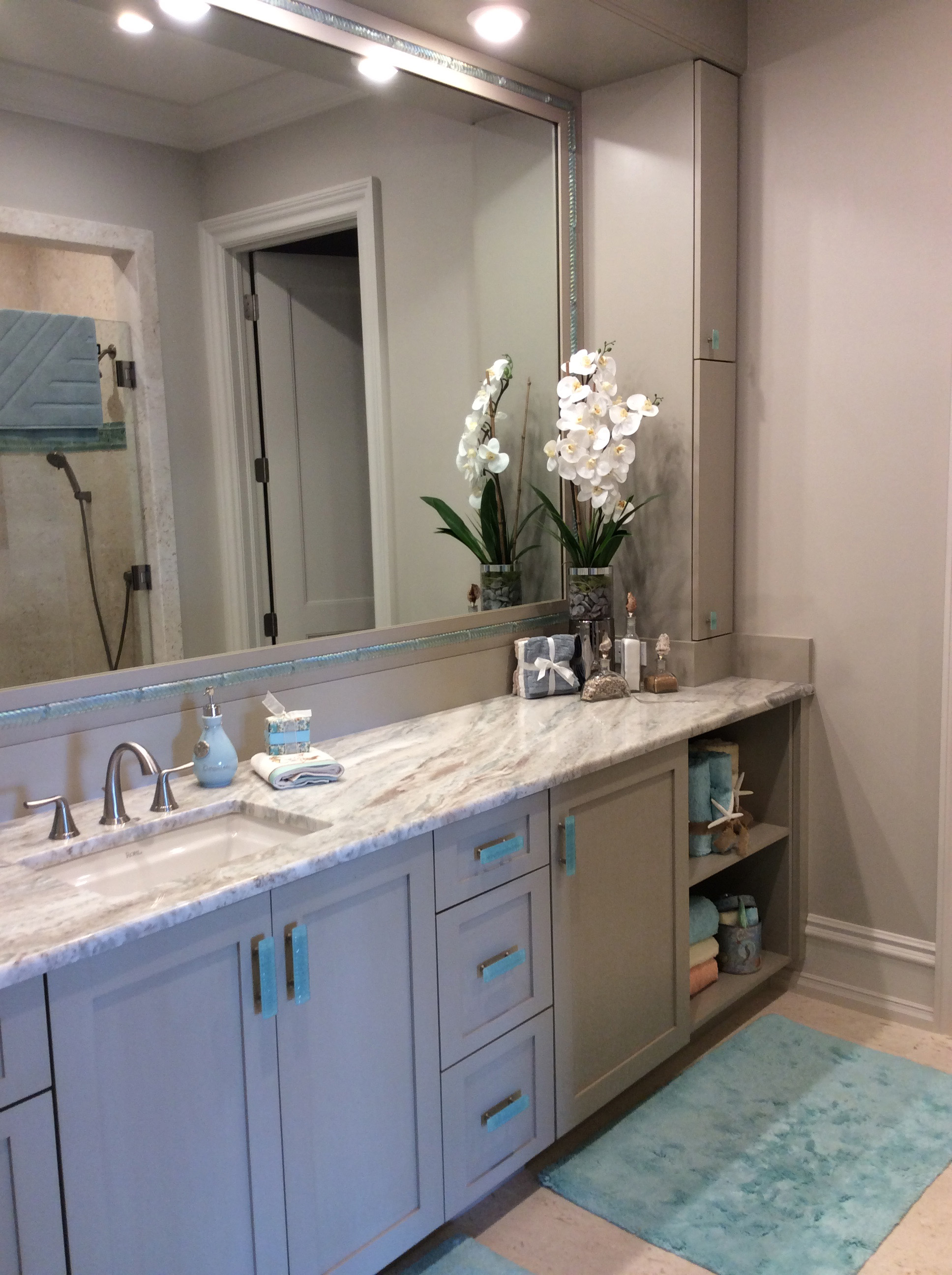 Hermitage Guest Bathroom